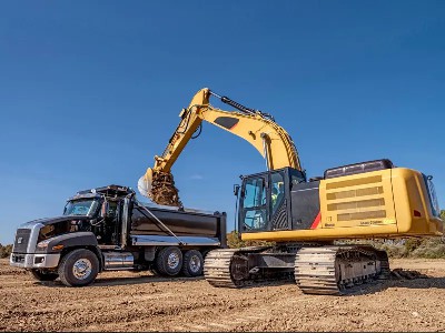 Crawler Type Excavator