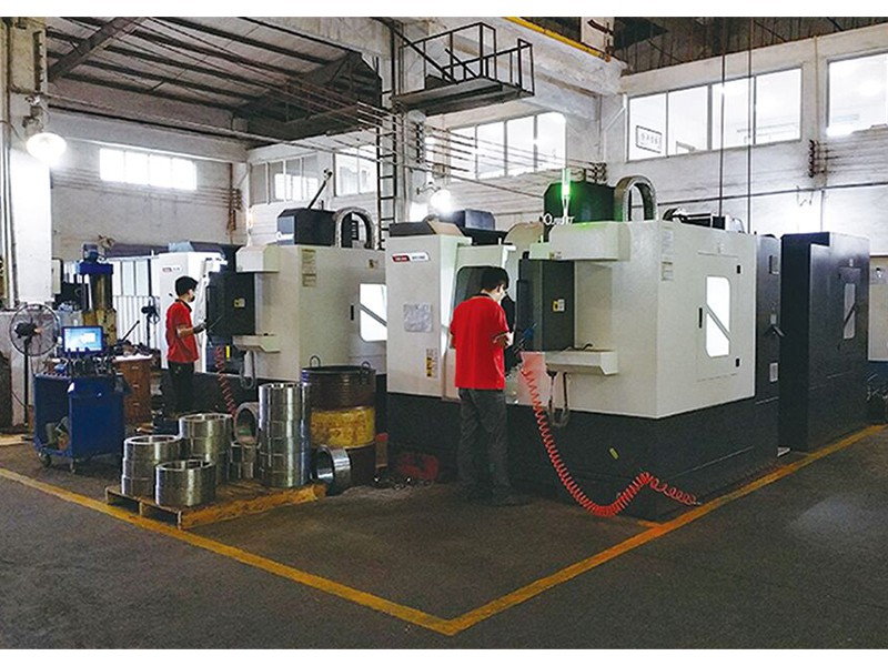 Machining center